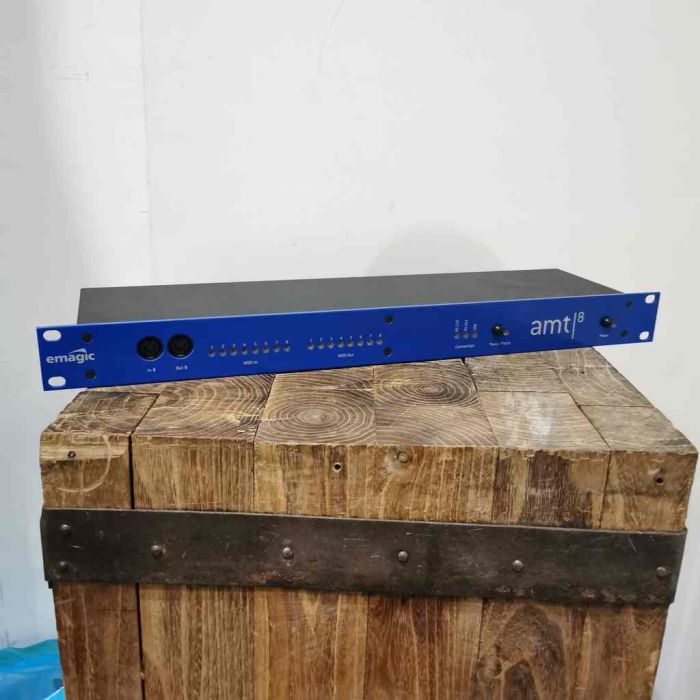 INTERFACCIA MIDI EMAGIC AMT8+ALIMENT. USATA main product photo