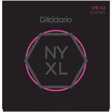 NYXL0942